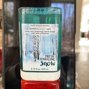 Fresh Sparkling Snow. SMARTSOAP refill.